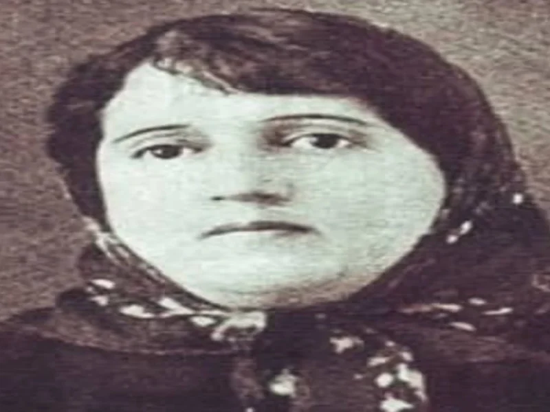 تصویر روز | سریال تاریخی از زندگینامه "پروین اعتصامی" مشهورترین شاعر زن ایران 1 پروین اعتصامی
