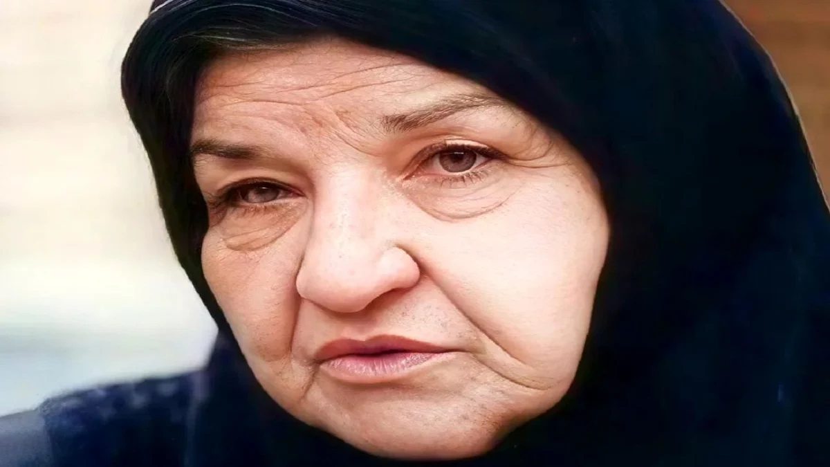 خبر روز | عکس قدیمی «پروین سلیمانی و نوه مشهورش» سوار بر اتوبوس دهه 80 عکس قدیمی «پروین سلیمانی و نوه مشهورش» سوار بر اتوبوس دهه 80