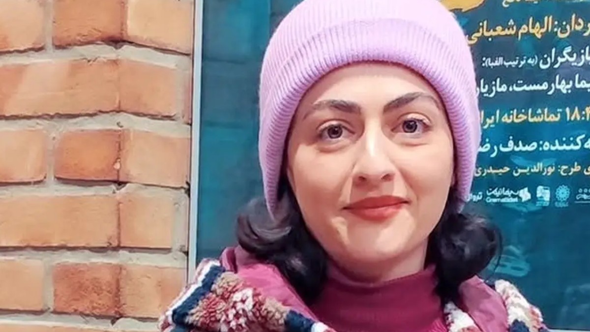 سفر در زمان | پریسا دوستی «انیس» سریال سوجان در 28 سالگی در یک جشنواره تئاتر در خرمشهر پریسا دوستی «انیس» سریال سوجان در 28 سالگی در یک جشنواره تئاتر در خرمشهر