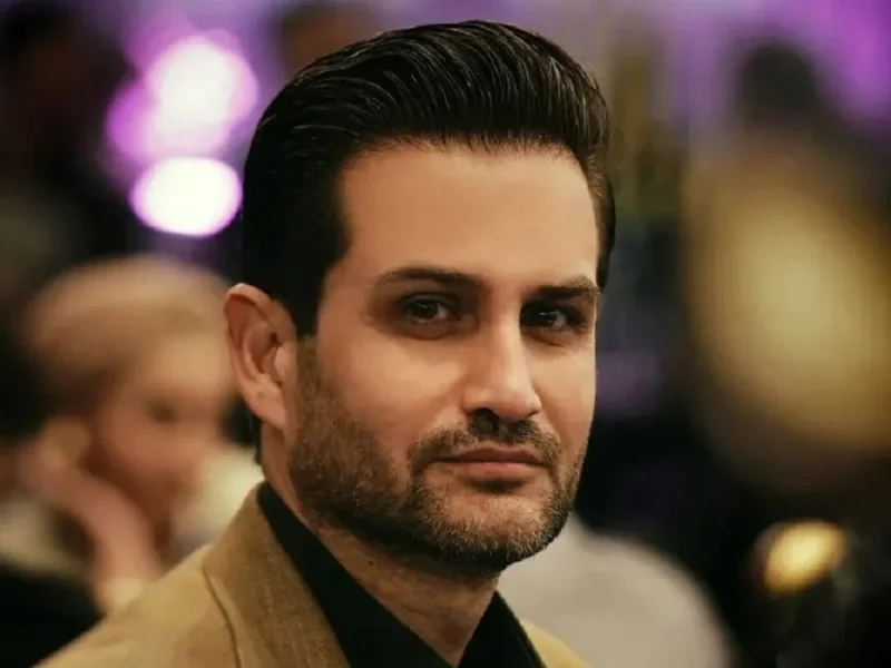 عکس تصویری پر احساس از ستاره سریال خط قرمز در کنار مادرش