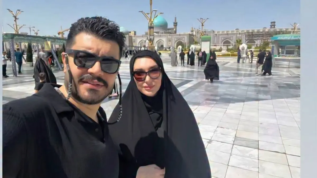 خبر روز | عکس جدید پیمان طالبی مجری این روزای تلویزیون به همراه همسرش عکس جدید پیمان طالبی مجری این روزای تلویزیون به همراه همسرش