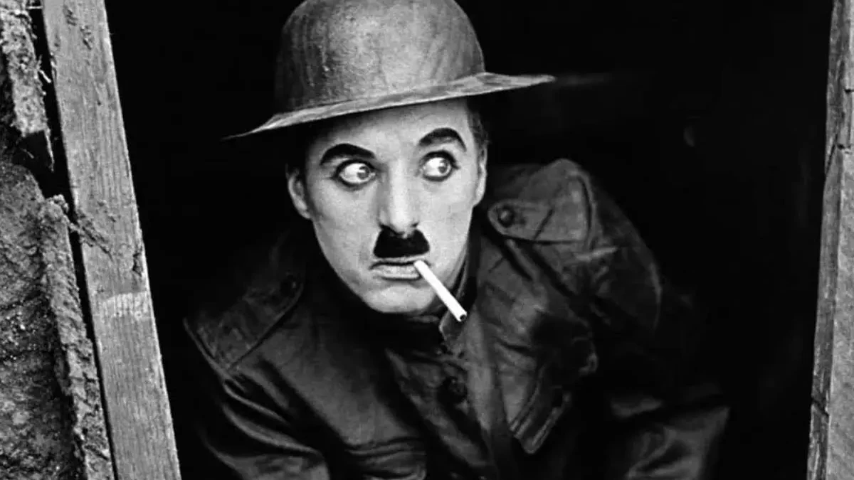 سکانس روز | چارلی چاپلین: در جنگ جهانی اول «دوشفنگ» را ساختم تا جنگ را به تمسخر بگیرم چارلی چاپلین: در جنگ جهانی اول «دوشفنگ» را ساختم تا جنگ را به تمسخر بگیرم