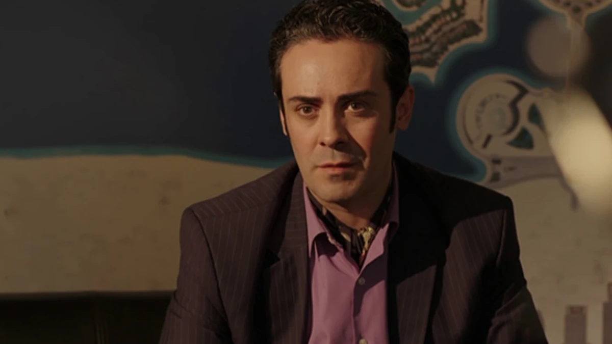 کاوه سماک باشی «تینوش» سریال بچه مهندس 3 در کنار علی انصاریان