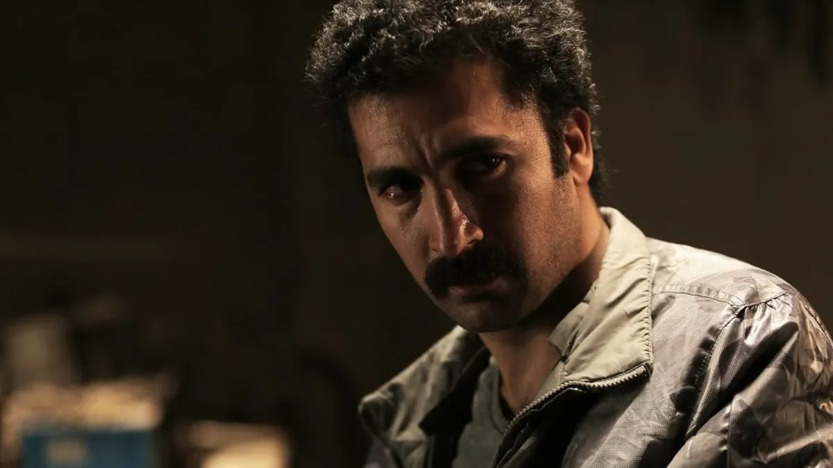 کارگردان فسیل سریال‌ساز شد