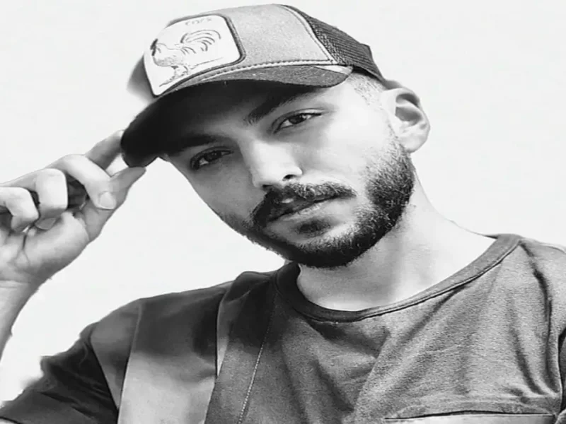 عکس خصوصی و دیده نشده “کیسان دیباج” همراه بیوگرافی