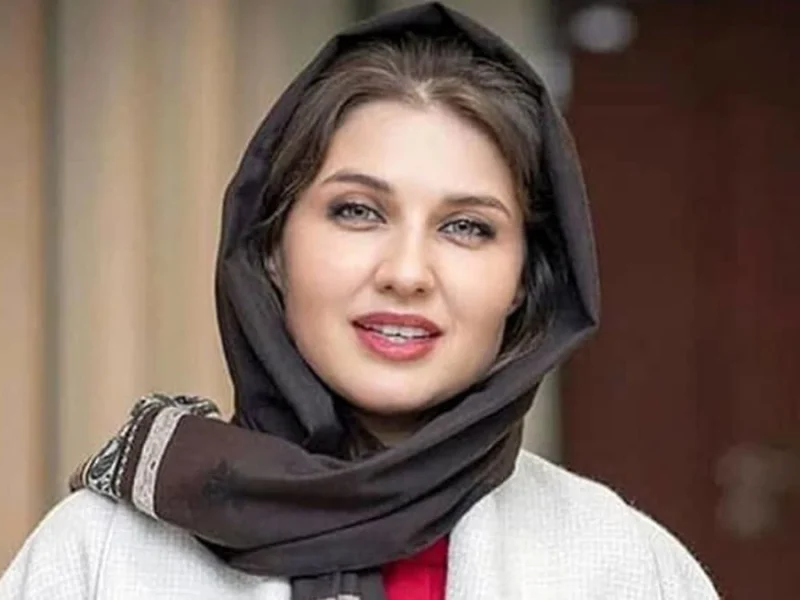 چهره ستاره جوکر «گلوریا هاردی» کنار خانواده همسر