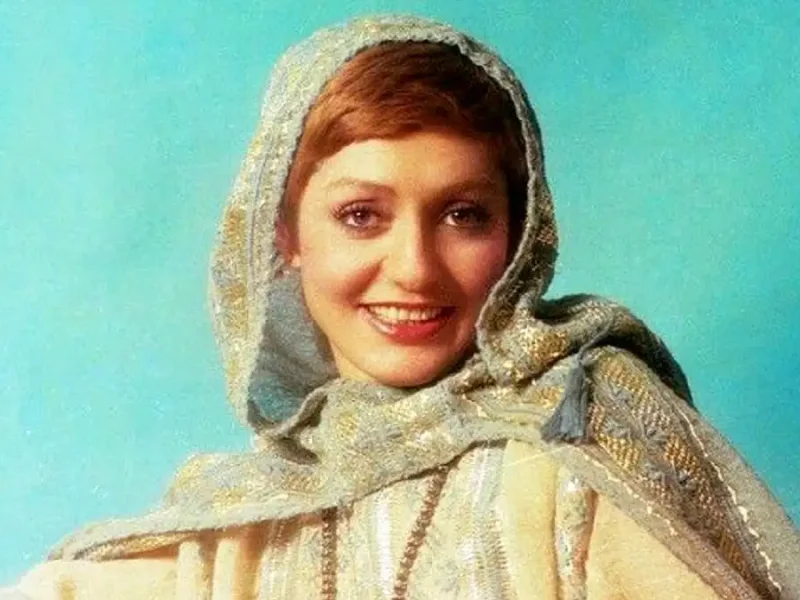 سفر در زمان| عکس دیده نشده چهره واقعی گوگوش هنگام زایمان کامبیز در بیمارستان عکس دیده نشده چهره واقعی گوگوش هنگام زایمان کامبیز در بیمارستان