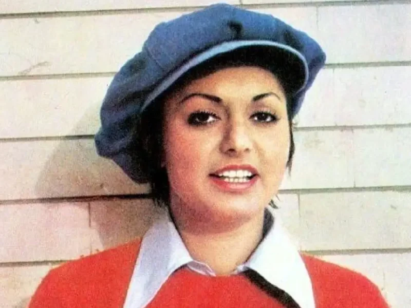 عکس جدید گوگوش در کنار پسرش کامبیز سال 1350